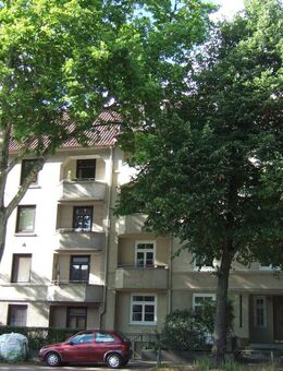 2,5 Zimmer-Dachgeschoss-Wohnung mit Empore zum 01.12.2025 - Hamburg