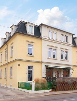 Frisch renovierte Altbauwohnung mit 43 m² Terrasse, Tageslichtbad, offene Küche, Stellplatz, etc. - Dresden
