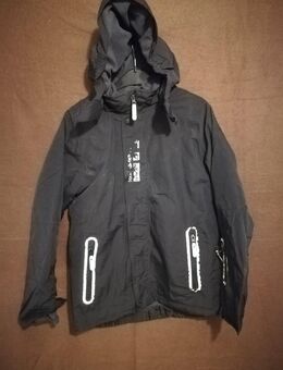 YIGGA Winterjacke Gr. 158 Klettleiste - Hamburg