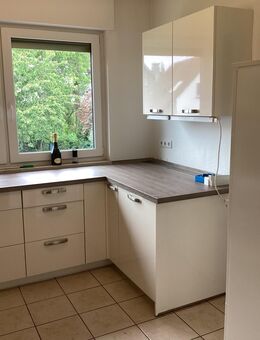 Küche mit Elektrogeräten - Euskirchen