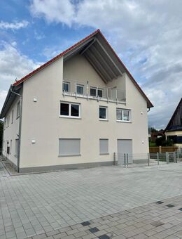 Wunderschöne helle Wohnung mit einem großzügigen Grundriss!!! - Siegenburg