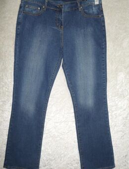 Jeans blau Gr. 44 Damenjeans Neuware - Rödermark