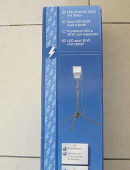LED-Strahler, 20 W, mit Stativ - Horgen