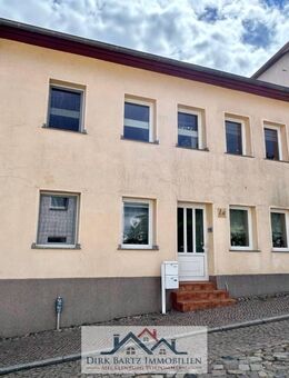 Die richtige Lage für Ihre Familie!! Gepflegtes Stadthaus / Doppelhaushälfte in Demmin. - Demmin