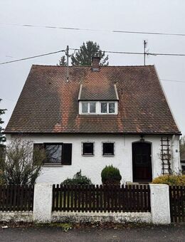 Platz für Neues: Renovierungsobjekt auf traumhaft großem Grundstück - Rennertshofen