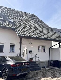 !!! Neuer PREIS !!! Ideal für eine Großfamilie - Wunderschöne Doppelhaushälfte mit Einliegerwohnung - Hanhofen