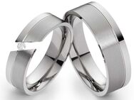 Elegante Edelstahlringe E138 mit Zirkonia und Gravur - Aholming