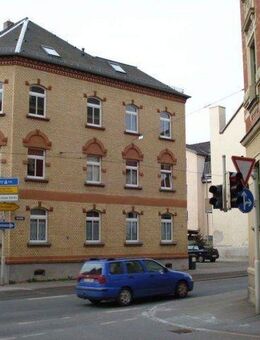 3-Raum Maisonette, große Dachterrasse, Tageslichtbad mit Wanne, BJ ca. 1915, vermietet. - Zwickau