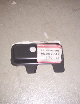MB907747 Dachverstärkung mittig links Mitsubishi Lancer Kombi - Hannover Vahrenwald-List