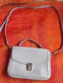 NEUw * Ausgefallen * stylisch * Leder- Imitat * Hand * Umhänge * Tasche * Bag "FOREVER21" sand- cremé- beige * nude * - Riedlingen