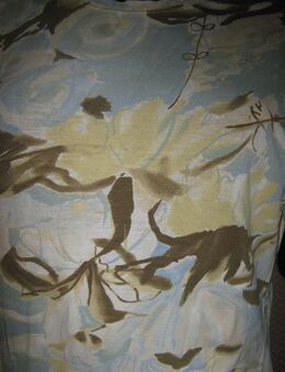 NEU* Edles * Romantik * Blüten * Flower- Power * T- Shirt "BONITA" Gr. 38- 40/S- M, hellblau- pastell * - Riedlingen Zentrum