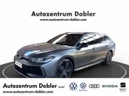 VW Passat, 1.5 l R-Line eHybrid, Jahr 2022 - Mühlacker