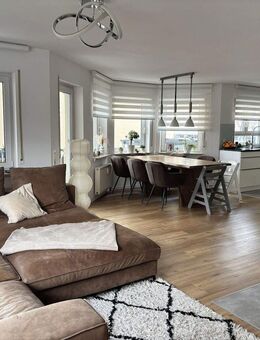 Moderne 4-Zimmer-EG-Wohnung mit Garten, Balkon - barrierefrei - Straubenhardt