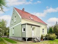 LEHNITZSEE-IMMOBILIEN: Zweifamilienhaus/Ferienhaus in Strandnähe - Ueckermünde