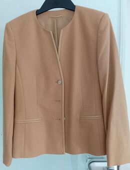 Verkaufe beigen Blazer Gr. 36 - Düsseldorf