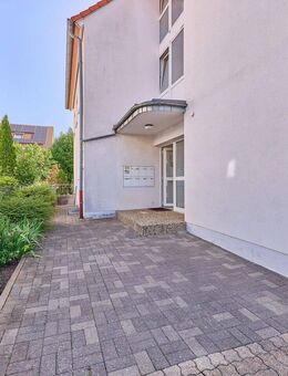 Attraktive 2-Zimmer-Erdgeschosswohnung mit solider Rendite in Mannheim-Seckenheim - Mannheim