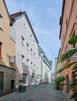 GEMÜTLICHE 1-ZI.-STADTWOHNUNG - Straubing