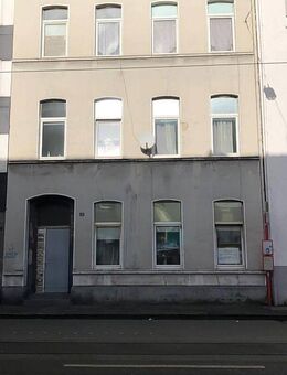 Mehrparteienmietswohnhaus in zentraler Lage in Krefeld mit kleinen Wohneinheiten - Krefeld