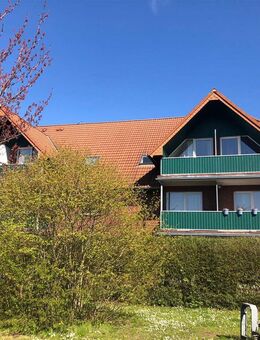 Sichere Kapitalanlage: Vermietete 1-Zimmer-DG-Wohnung mit Loggia - Hohe Börde