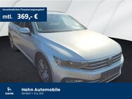 VW Passat Variant, 2.0 TDI Elegance, Jahr 2022 - Backnang