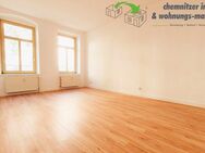 Praktisch geschnittene 2-Raum-Wohnung mit Einbauküche, Balkon und neuem Fußbodenbelag - Chemnitz
