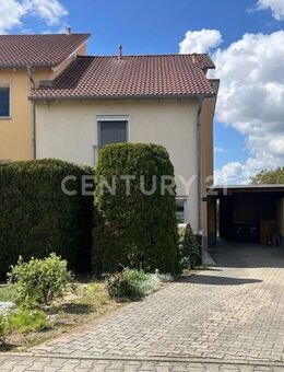 Attraktives Reiheneckhaus mit Garten, Terrasse & Carport in ruhiger Lage - ideal für Familien! - Gera Zentrum