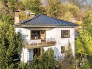 Großzügiges Einfamilienhaus in sonniger Hanglage mit Blick über Bergisch Gladbach - Bergisch Gladbach