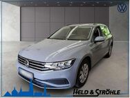 VW Passat Variant, 1.5 TSI R, Jahr 2022 - Neu Ulm