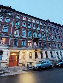 Schöne 3-Raum-Eigentumswohnung im 1. OG in Altbau, mit 2 Balkonen & 1 STP in Chemnitz-Sonnenberg - Chemnitz