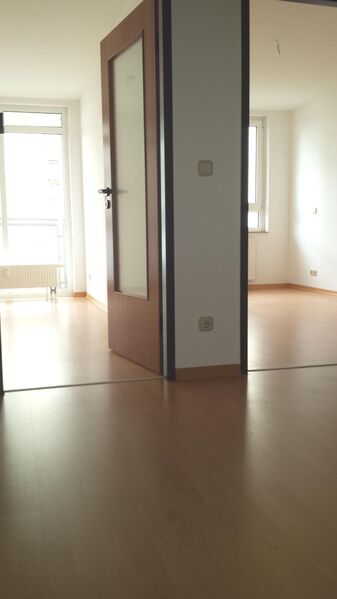 Sehr schöne gepflegte 2-Raumwohnung mit Balkon in Magdeburg-Reform- Uni Nähe