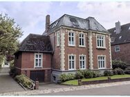TOPLAGE Husum Zentrum: Repräsentative VILLA AM SCHLOSSPARK mit großem Süd-Garten/ Bauplatz ! - Husum (Schleswig-Holstein)