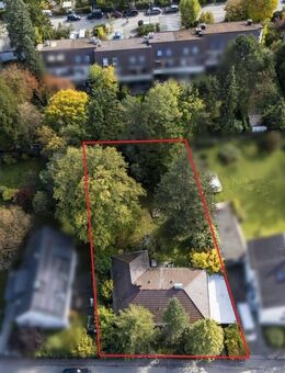 Einfamilienhaus mit Ausbaupotenzial auf großem Grundstück - München