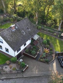 Charmantes EFH am Hang in ruhiger Lage mit Tiefgarage, Carport, Nebengebäuden u. Vieles mehr! - Wildeshausen