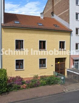 Charmantes Zweifamilienhaus mit Entwicklungspotenzial im Frankfurter Nordend - Frankfurt (Main)