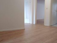 2-Zim.-Whg, neue EBK u. Balkon, mitten im Zentrum Schwerins - Schwerin