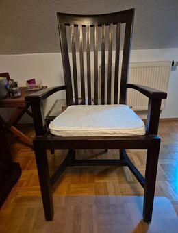 4 solide Massivholz Stühle mit Sitzkissen - Fulda