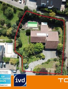 Traumhaftes Grundstück in A-Lage! Frei stehendes Architektenhaus mit Pool - großer Anbau genehmigt - Ditzingen