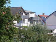 Helle, gepflegte 3 Zimmerwohnung mit Carport und Balkon - Elchesheim-Illingen