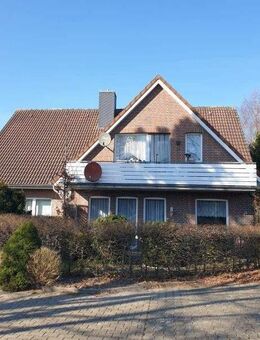 Kapitalanlage: Mehrfamilienhaus mit 3 Wohnungen in Papenburg Aschendorf - Papenburg