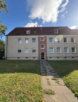 Einziehen & genießen: Stilvoll renovierte 2,5-Zimmer-Wohnung mit viel Platz zum Kochen - Essen