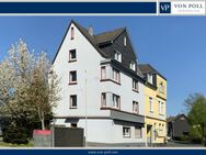 Solide Kapitalanlage: Mehrfamilienhaus mit vier Wohneinheiten und Gewerbe in Gräfrath - Solingen (Klingenstadt)