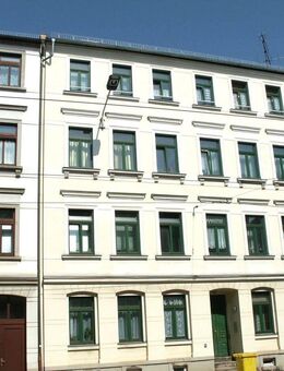 Ab 1.12.25! Helle, zentrumsnahe 3-Raumwohnung mit Balkon und EBK! - Zwickau