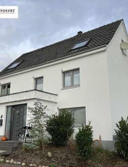 Modernisiertes Einfamilienhaus mit Ausbaupotential in zentraler Lage von Roth bei Hamm/Sieg! - Roth (Landkreis Altenkirchen (Westerwald))