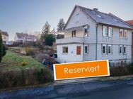Günstiges, entkerntes Einfamilienhaus mit großem Garten wartet auf Engagement und Ideen - Eschwege