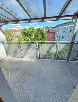 ==Helle 3.Zimmer-Wohnung mit Balkon im Dachgeschoss== - Gera