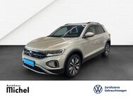 VW T-Roc, 1.5 TSI Move, Jahr 2023 - Gießen