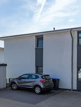 6665 - Neuwertige Doppelhaushälfte (Kfw-70) mit EBK in Oldenburg/Ofenerdiek - Oldenburg