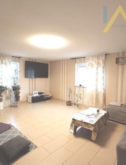 In toller Aussichtslage - Großes Einfamilienhaus mit zwei Vollgeschossen und großem Carport - Bockenau