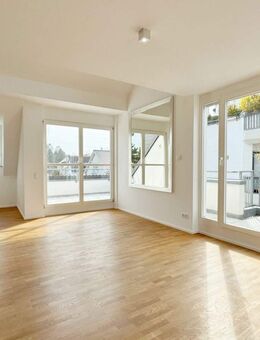 Traumhafte, lichtdurchflutete 4,5 Zimmer - Galerie-Maisonette-Wohnung mit vielen Balkonen - Frankfurt (Main)