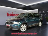 VW Tiguan, 2.0 TDI Active, Jahr 2022 - Werne